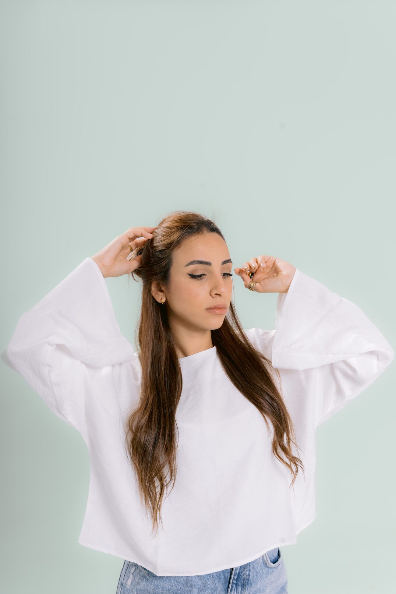 White Breeze Sleeved Crop Top - Image 2